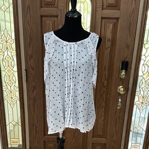 014 Zac and Rachel White with Black Polka Dot Top